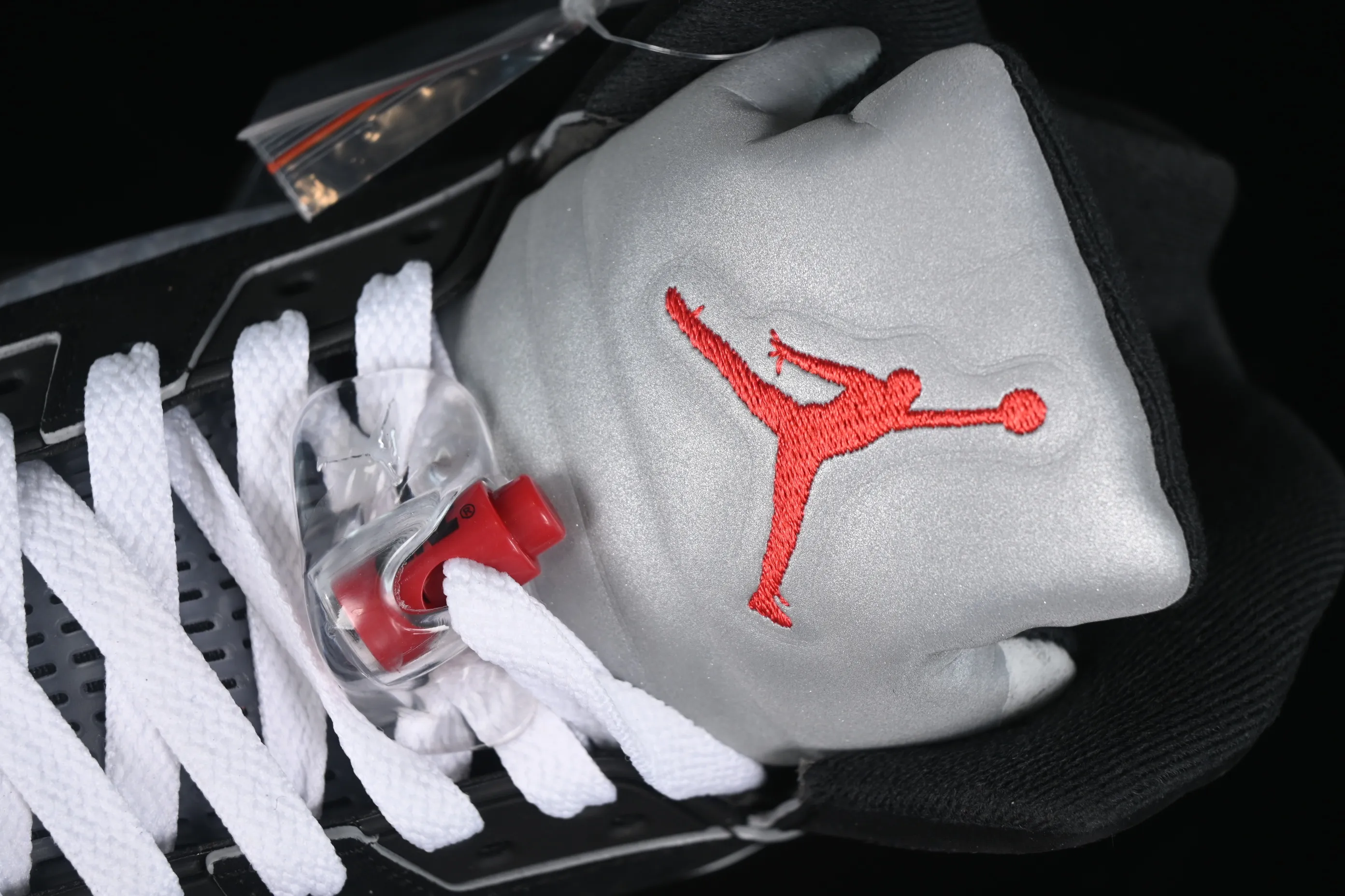 All categories Air Jordan Jordan series basketball shoes Air Jordan 5 pure original version Air Jordan 5 Black "Metallic Reimagined" AJ5 Joe 5 black silver HF3975-001